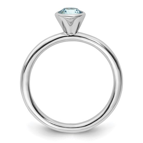 Sterling Silver Ladies Blue Crystal Ring.